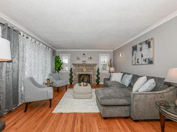 2344 West Olive STREET, Milwaukee, WI 53209