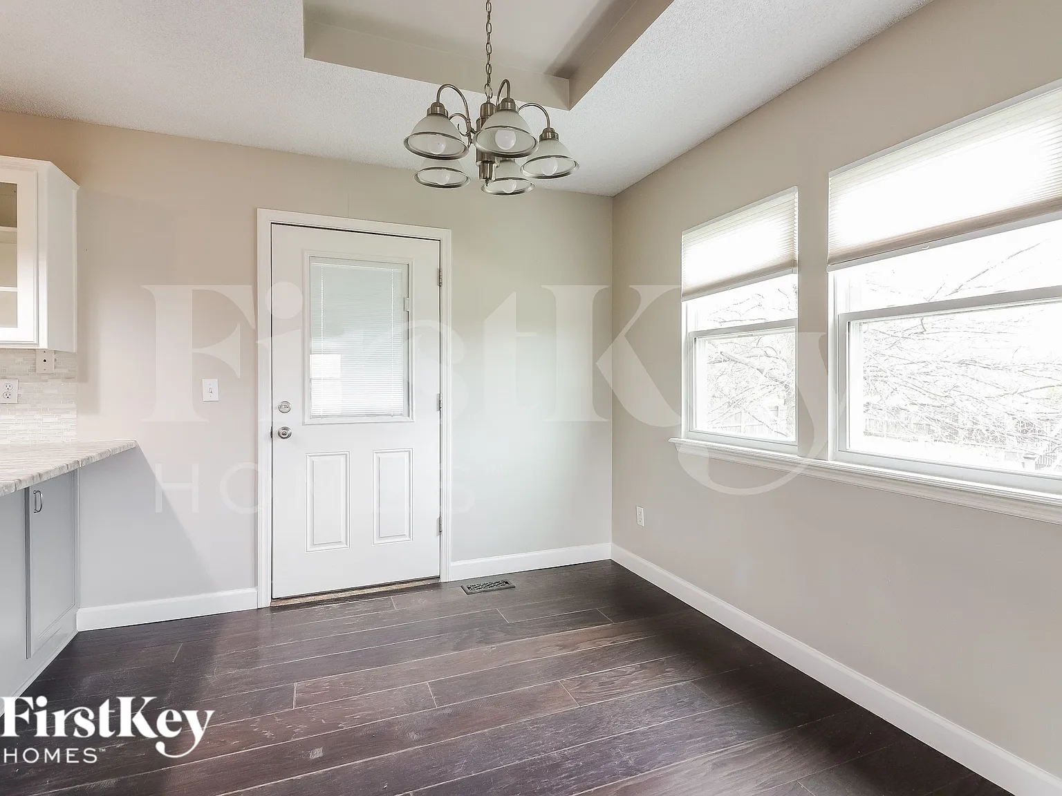 3 bed, 2.5 bath, 1754 sqft, $2,205 — Photo 4