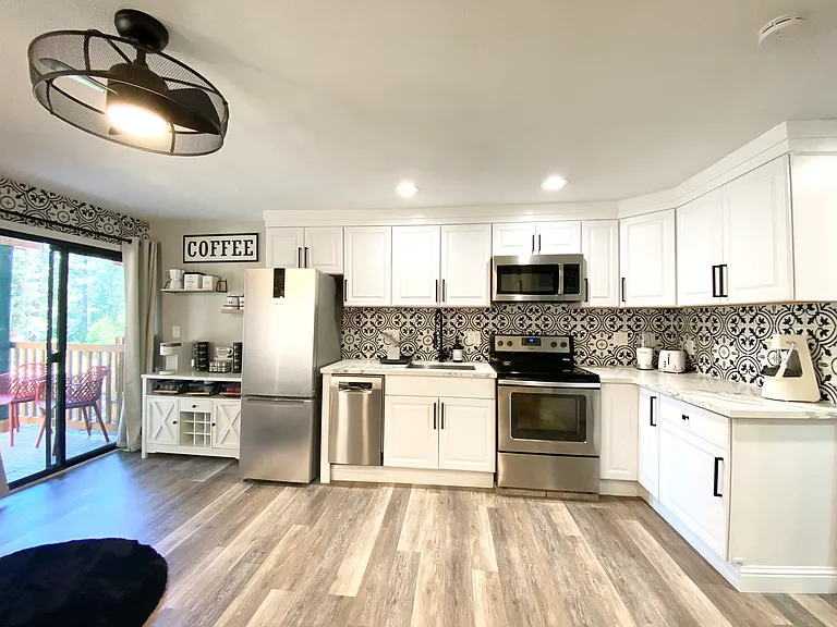 1300 Regency Way #68 — Photo 9