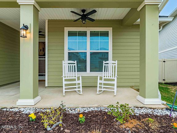 3rd image of 620 IVORY PALM Road