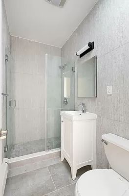 5th image of 479 Clinton Ave #A3