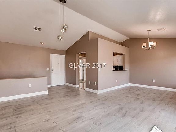 3rd image of 8721 Smokey Dr