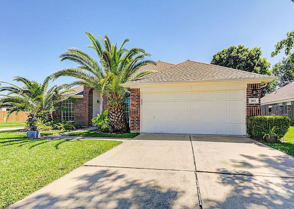 1st image of 1813 Branch Hill Dr