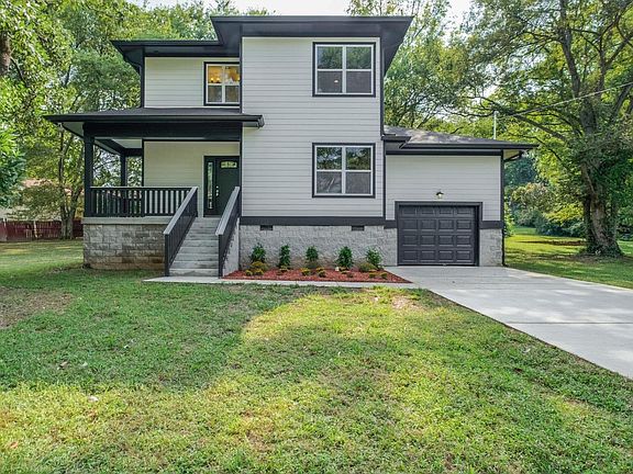 2nd image of 2619 Joplin Dr