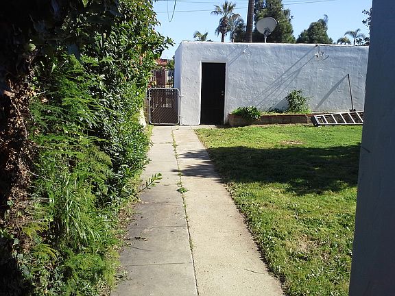 5th image of 225 J Ave