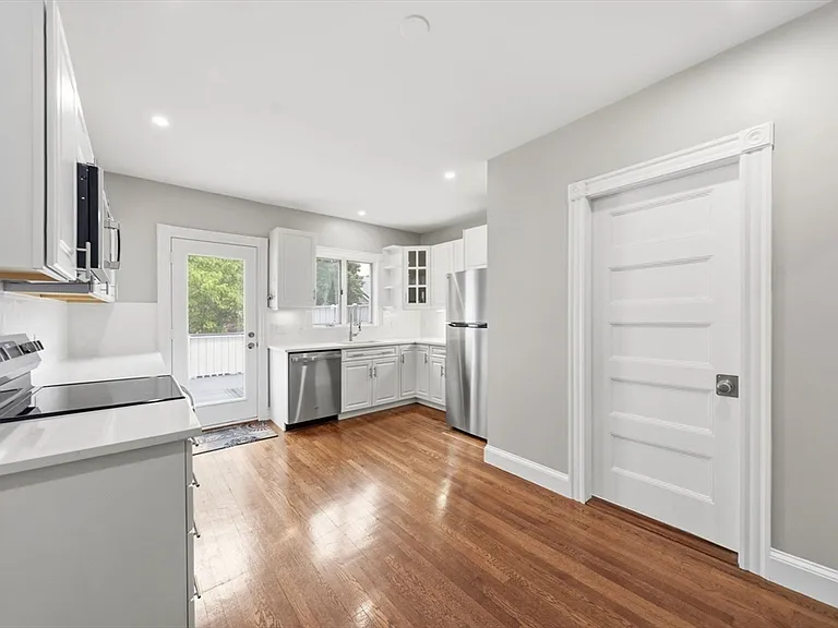 309 Hillside Ave — Photo 15