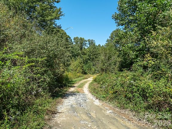 2nd image of 475 Old Little Mountain Rd