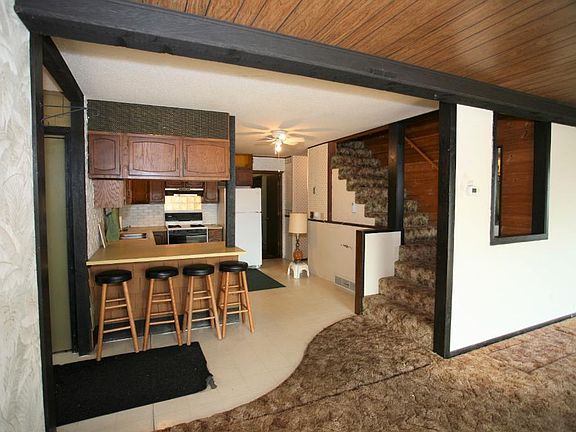 3rd image of 40797 Hemingway Ave
