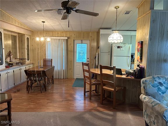 5th image of 3149 Old Farmhouse Dr