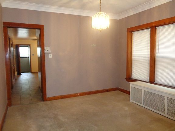 3rd image of 2315 61st Ct