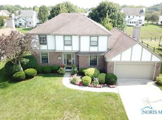 8045 Bittersweet Rd, Sylvania, OH 43560