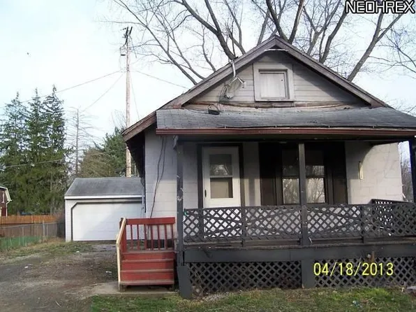 3556 Whitman Ct, Leavittsburg, OH 44430