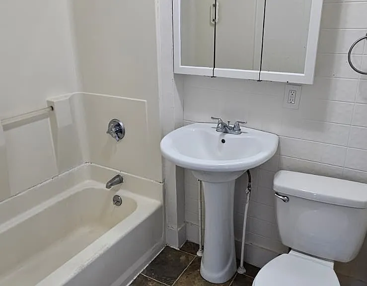 17 Forest Avenue Ct #3 — Photo 10