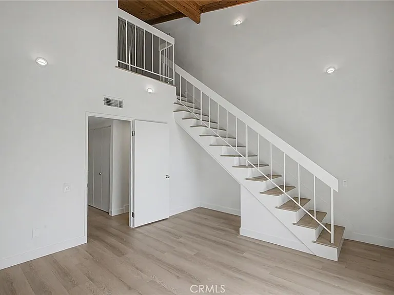 10793 Ashton Ave #14 — Photo 20