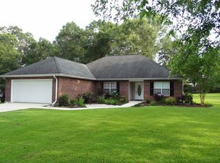 121 Cypress Point, Picayune, MS 39466
