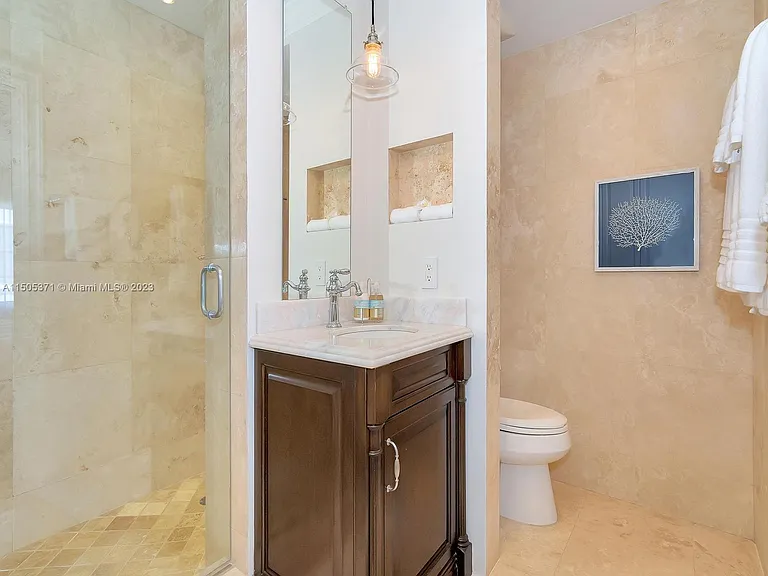 19251 Fisher Island Dr #19251 — Photo 47