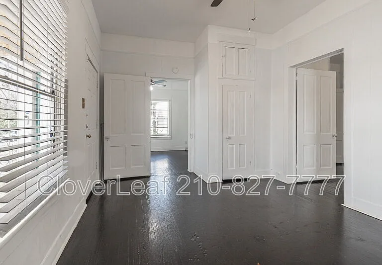 323 Barrera St — Photo 19