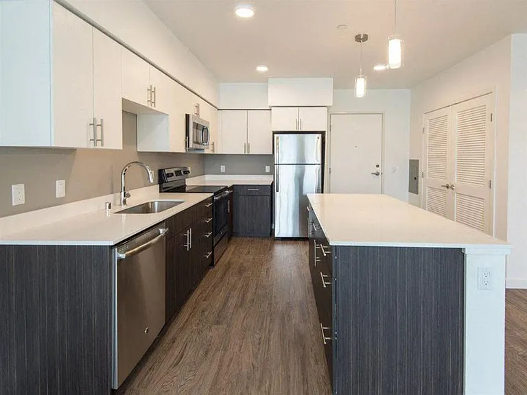 Edition Apartments — Photo 12
