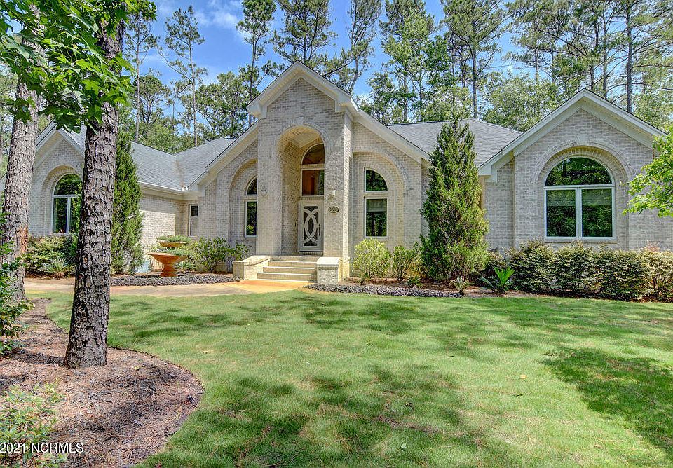 1st image of 10216 Ivanhoe Ct SE