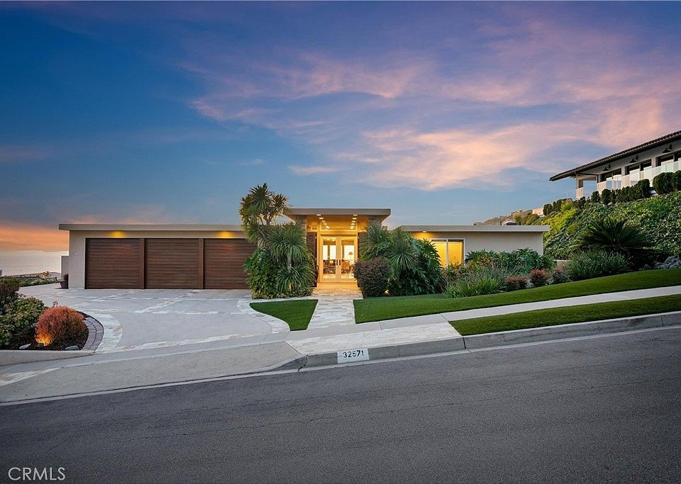 1st image of 32571 Sea Island Dr