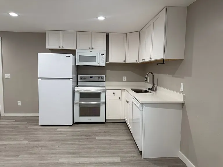 15154 S Battle Dr — Photo 31