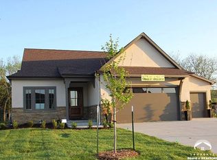 233 Bramble Bend Ct, Lawrence, KS 66049