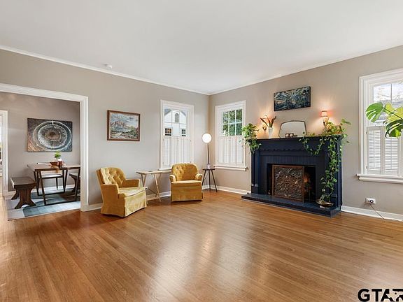 4th image of 107 Rowland Pl