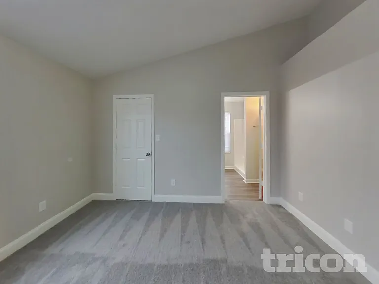 3247 Creekshore Dr — Photo 8