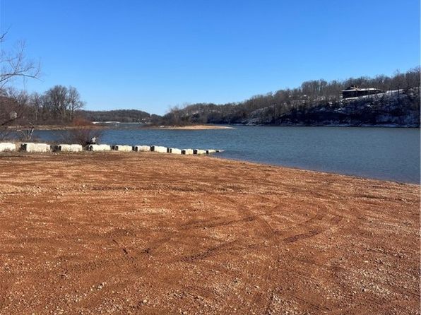 10182 Clairborne Rd, Rogers, AR 72758