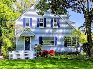 2591 Eaton Rd, University Heights, OH 44118