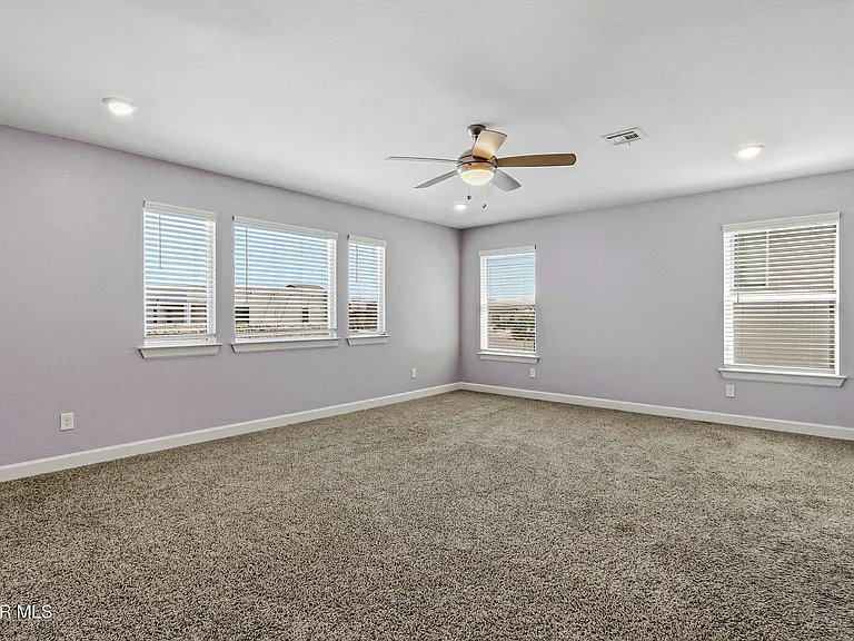 13082 Oakhampton Ave — Photo 28