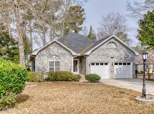 8858 Lansdowne Dr NW, Calabash, NC 28467