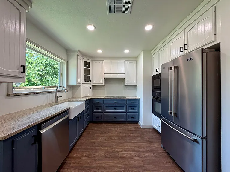 10801 Rick Dr — Photo 13