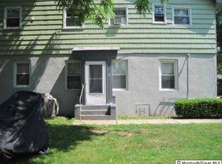 25 Boud Ave APT 2, Farmingdale, NJ 07727
