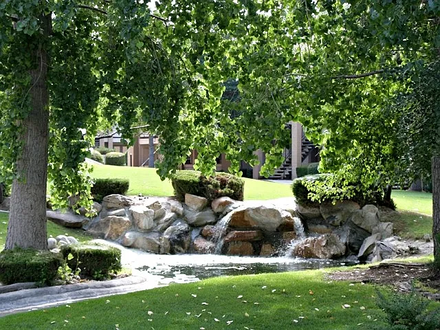 Lost Creek Apartments — Photo 30