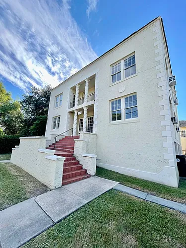 2324 Calhoun St #D Photo 1