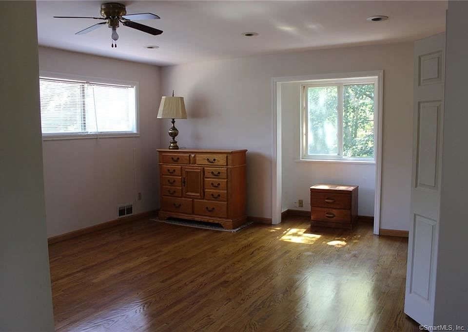 125 Rogers Rd Orange CT Zillow