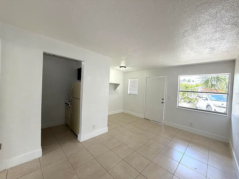 2119 Davie Blvd #126 — Photo 2