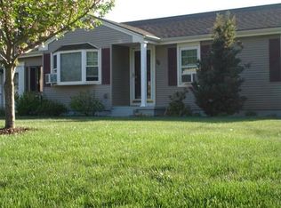78 Deslauriers St, Chicopee, MA 01020