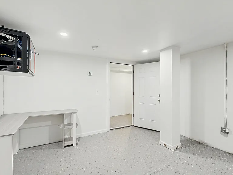 1722 Atlantic Ave — Photo 40