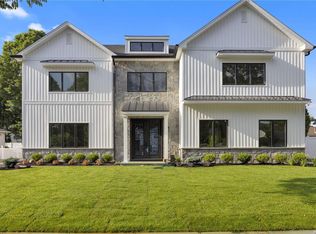 63 Marian Ln, Jericho, NY