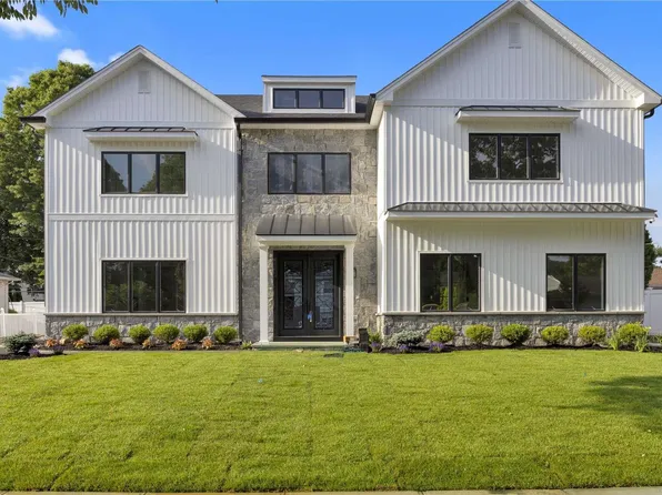 63 Marian Lane, Jericho, NY 11753