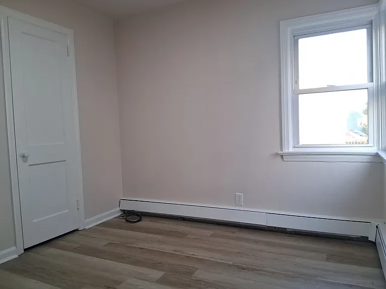 51 Cedarcrest Ave — Photo 16