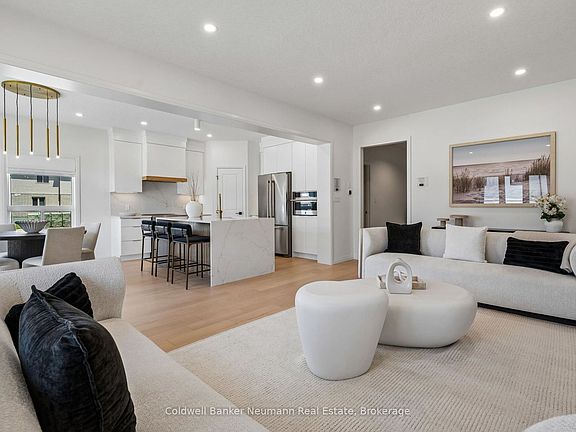 5th image of 636 Anton Cres
