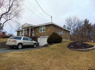 1307 Cresse Ave, Schenectady, NY 12309