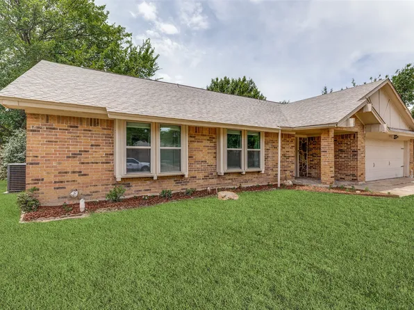 3305 Wayland Dr, Fort Worth, TX 76133