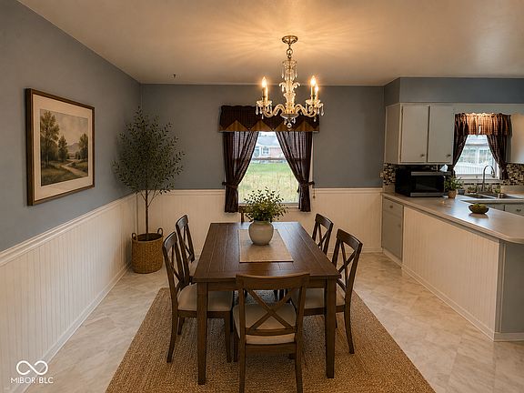 4th image of 3715 Oakwood Dr