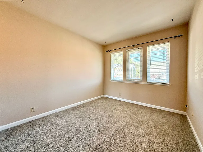 1163 Grand Teton Dr — Photo 31