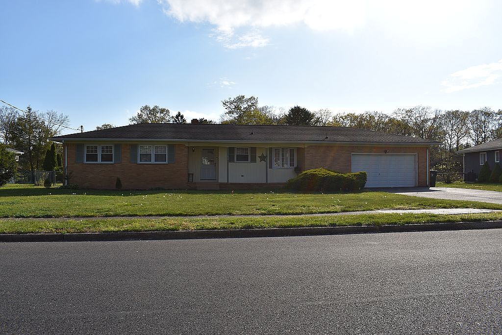 872 Brookside Dr, Toms River, NJ 08753 Zillow