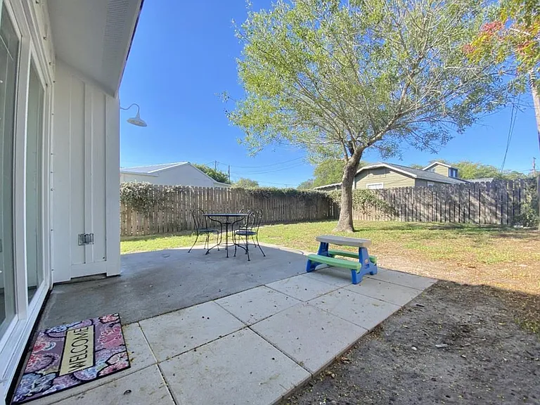 1015 N Allen St #A — Photo 14